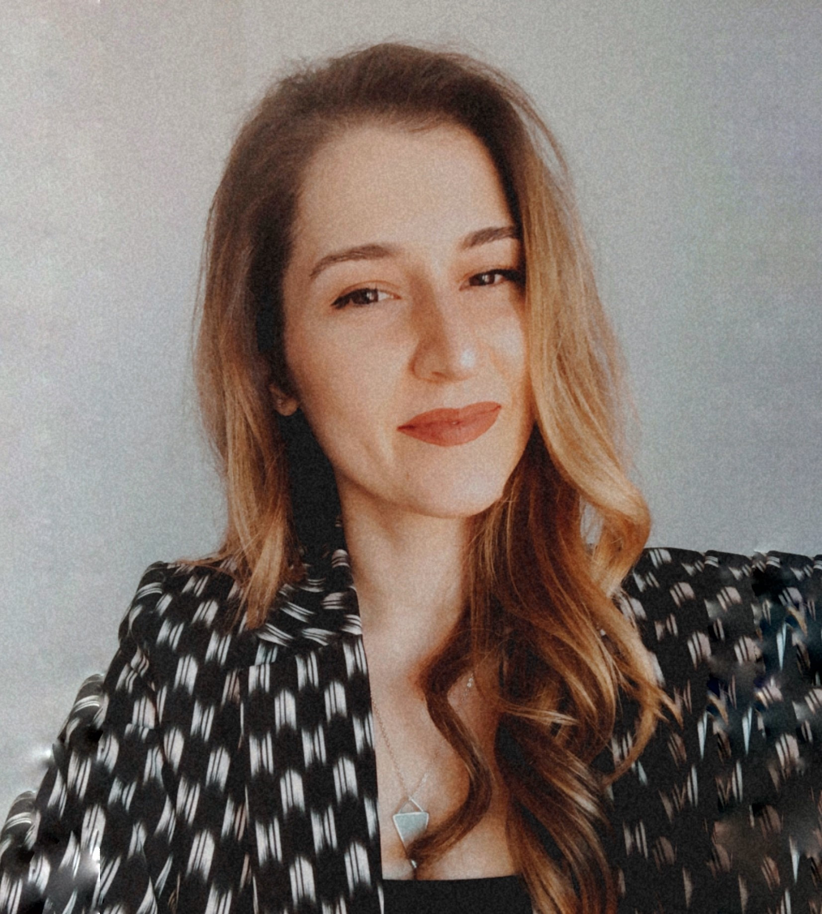 DUYGU KARADEMİR