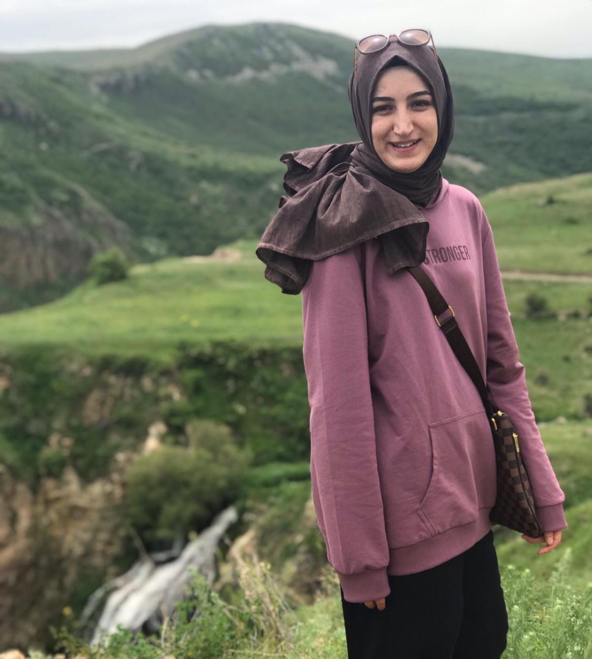 Büşra Tamboğa