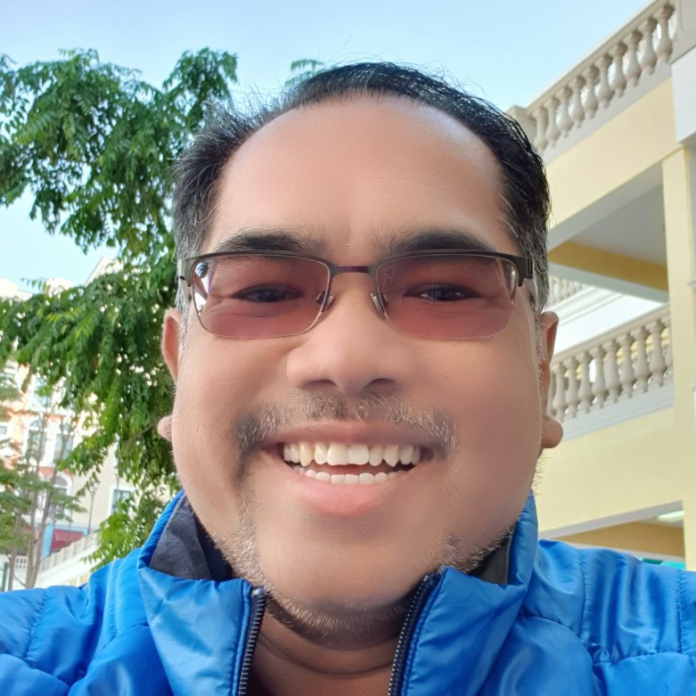 Mohd Faris Khamidi