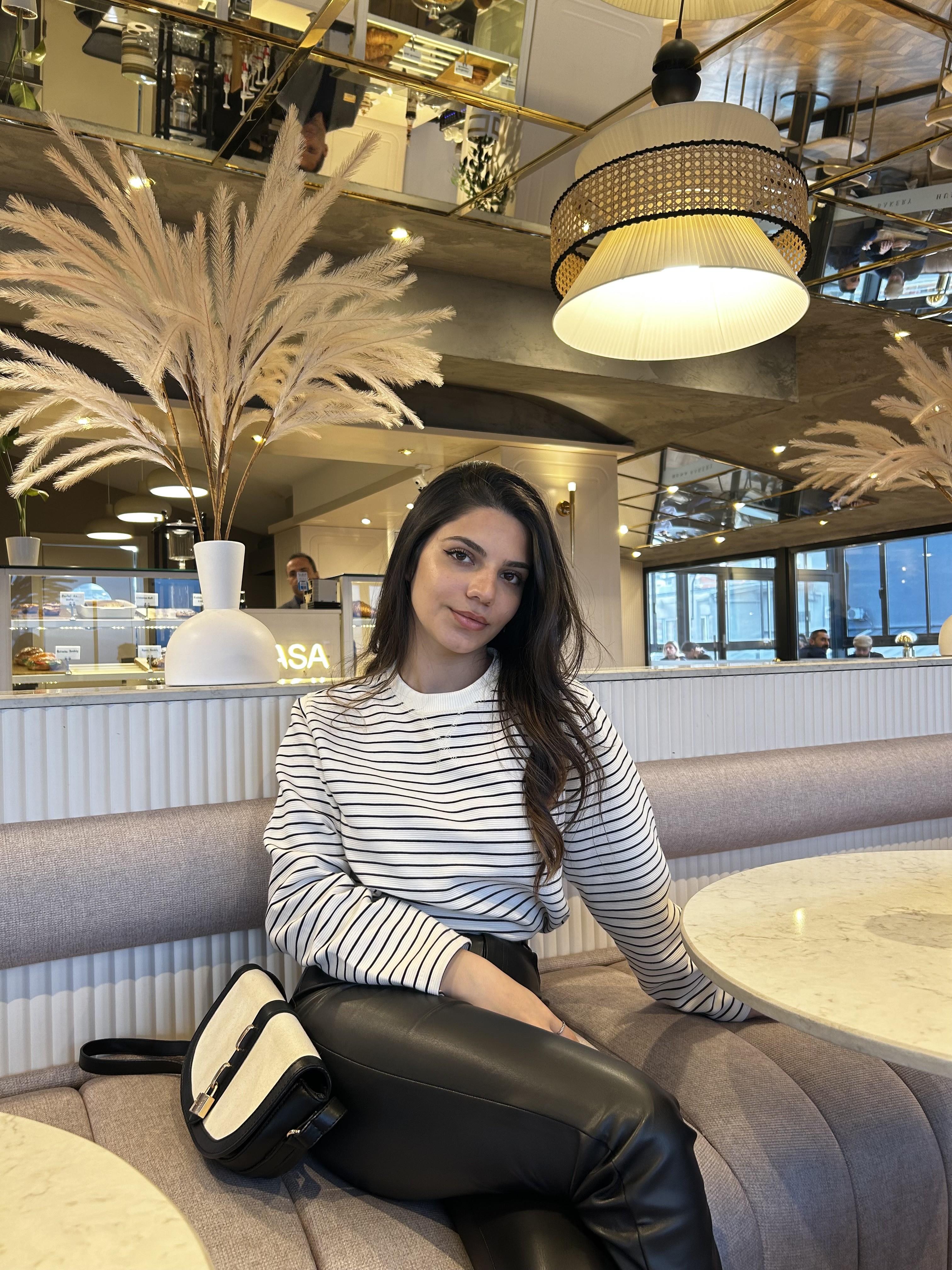 Nur Pelin küçük