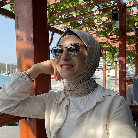 yaren yüce